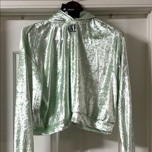 Nike cropped hoodie